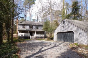 featured image of 3704 Nuttree Woods Dr
