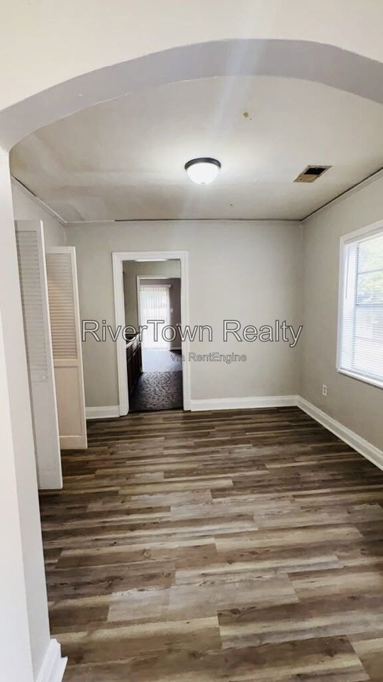 1833 Shawnee Cir - Photo 5 of 18