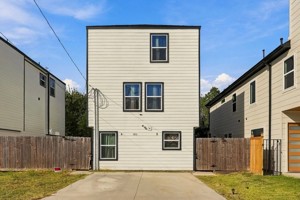 featured image of 7813 Sandy St #B