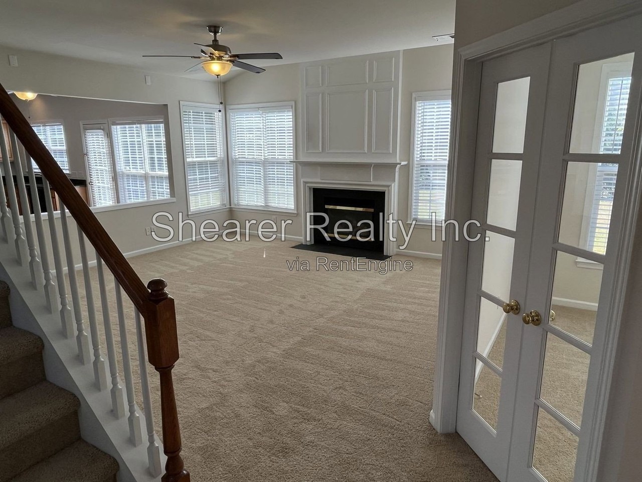 11211 Maplehurst Dr - Photo 7 of 34