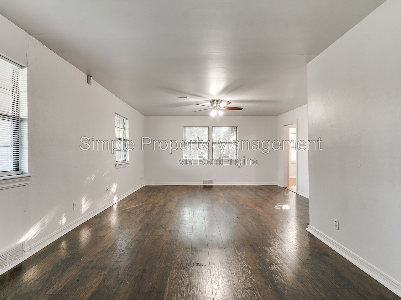 1030 Jh Tucker Ln - Photo 4 of 29