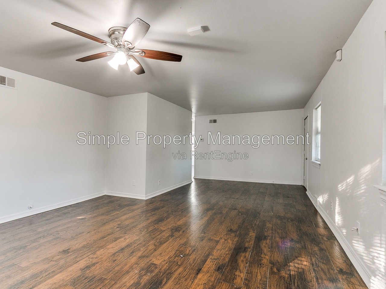 1030 Jh Tucker Ln - Photo 5 of 29