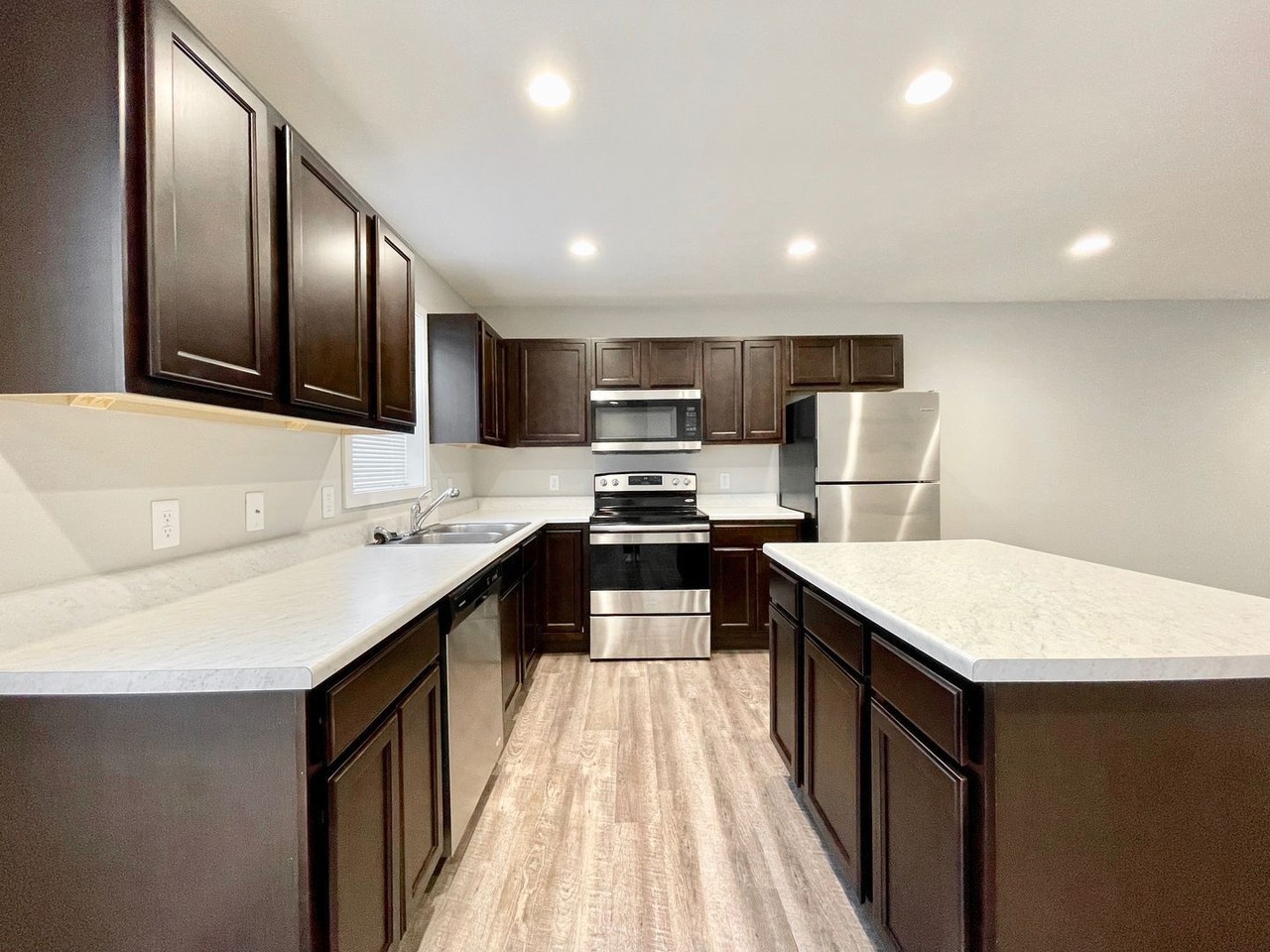 303 Baldwin St #H6 - Photo 6 of 35