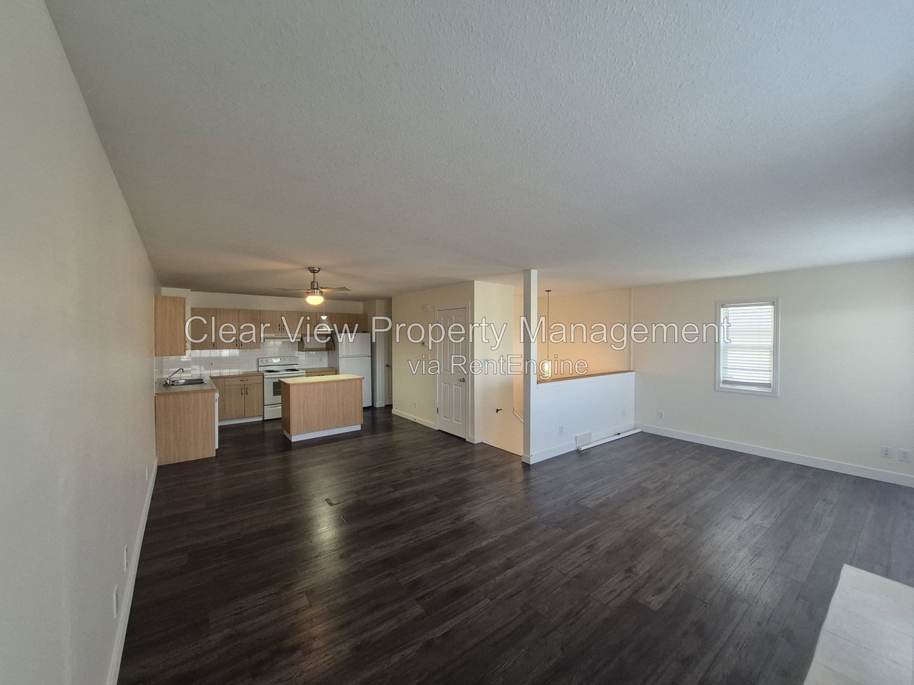 304 Highlands Blvd W #4 - Photo 2 of 20