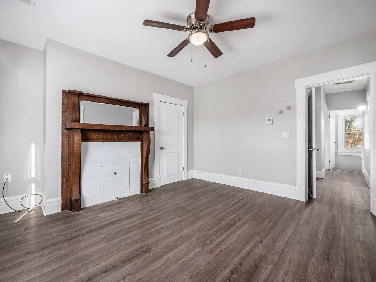 126 1/2 E 6th Ave - Photo 2 of 20