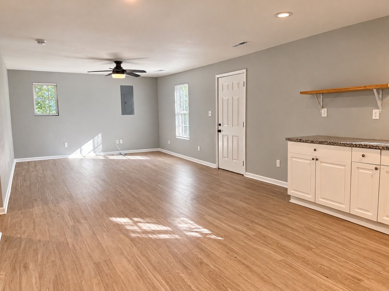 234 Burnt Mill Rd - Photo 4 of 17