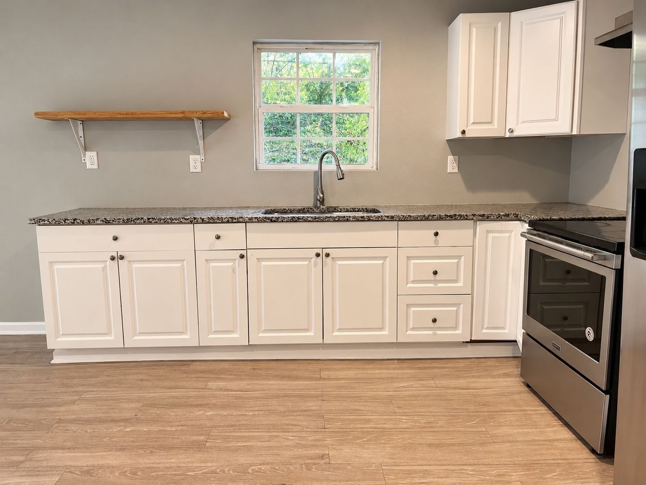 234 Burnt Mill Rd - Photo 6 of 17