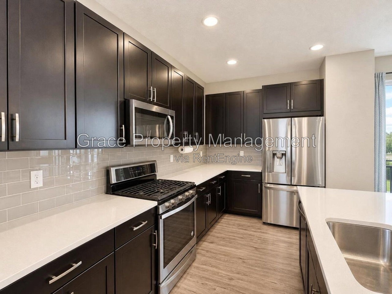 11279 E 25th Dr - Photo 6 of 29