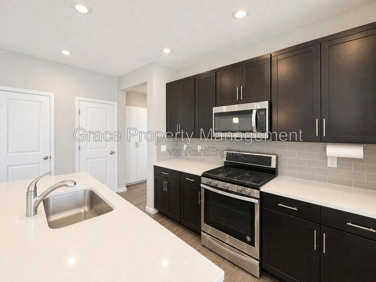 11279 E 25th Dr - Photo 7 of 29