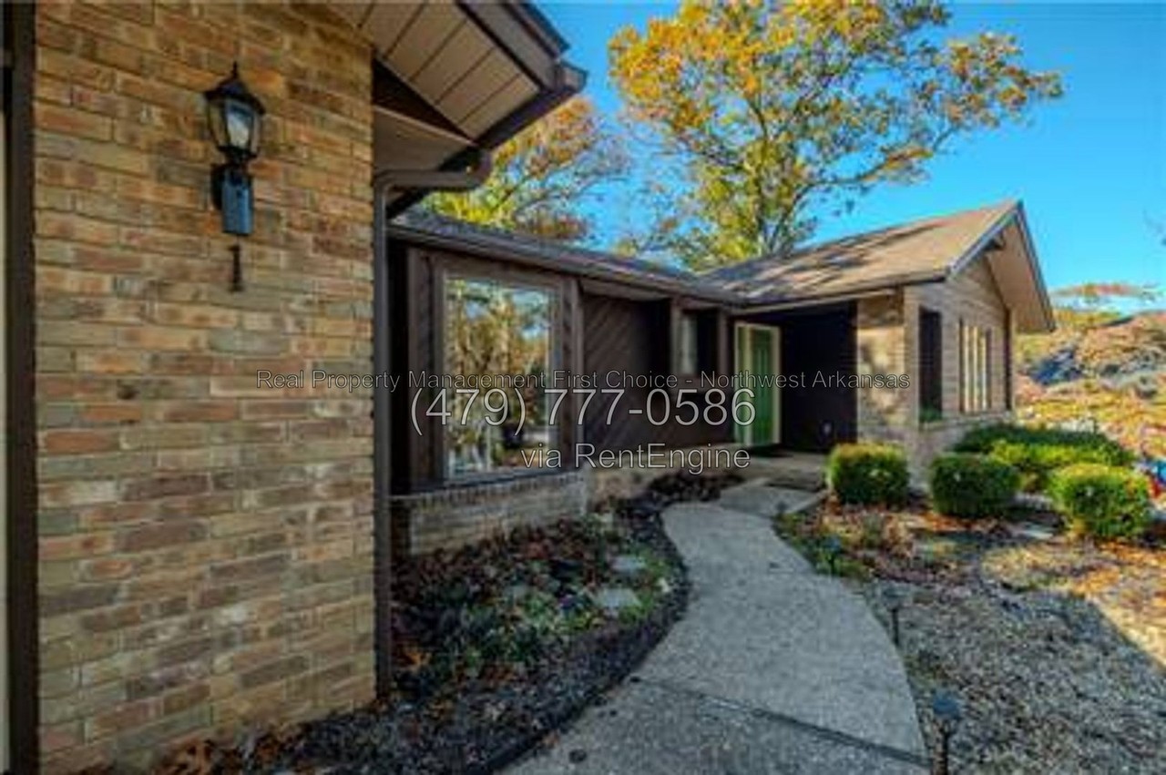 1 Claxby Cir - Photo 2 of 26