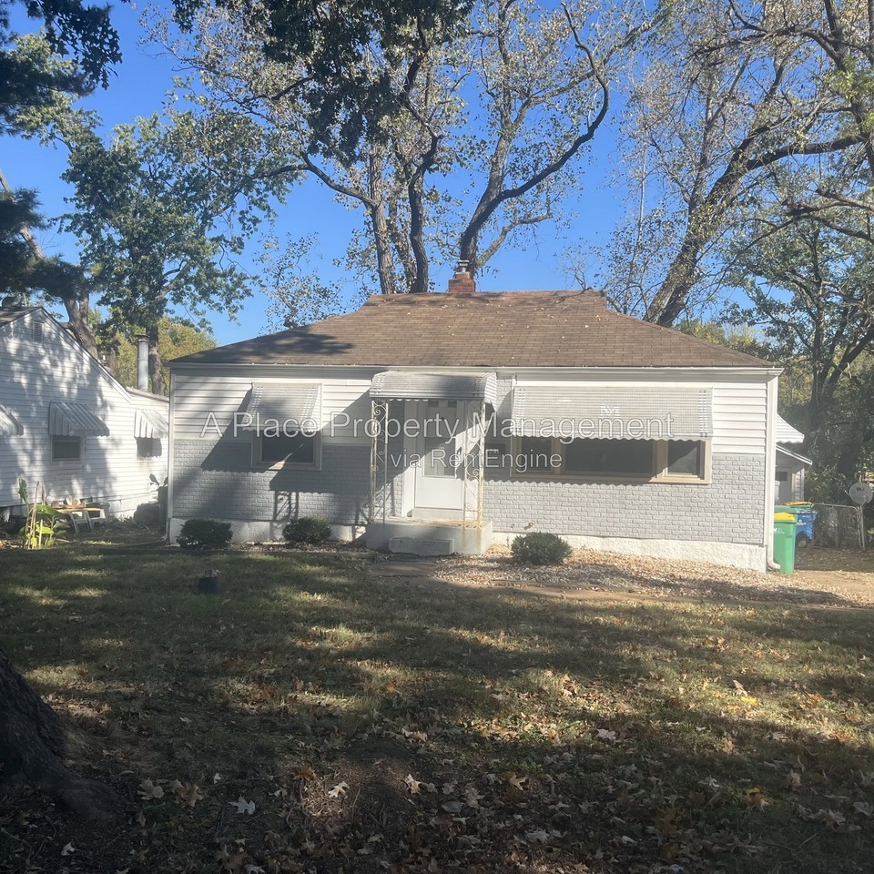 7521 Mallard Dr - Photo 2 of 23