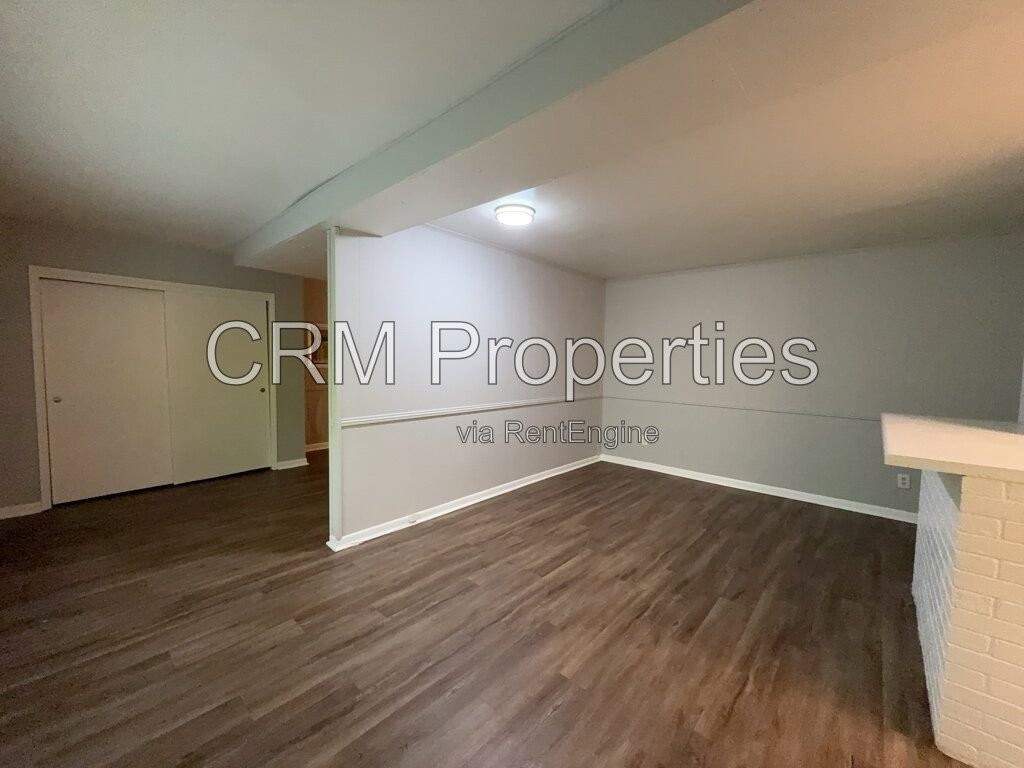 6114 Hillside Ave #05 - Photo 4 of 20