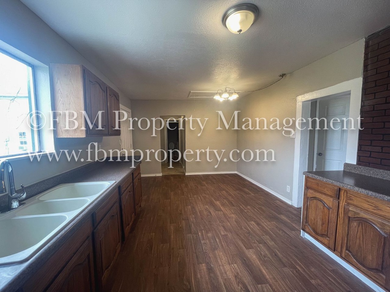 202 E Vanstons St - Photo 7 of 15