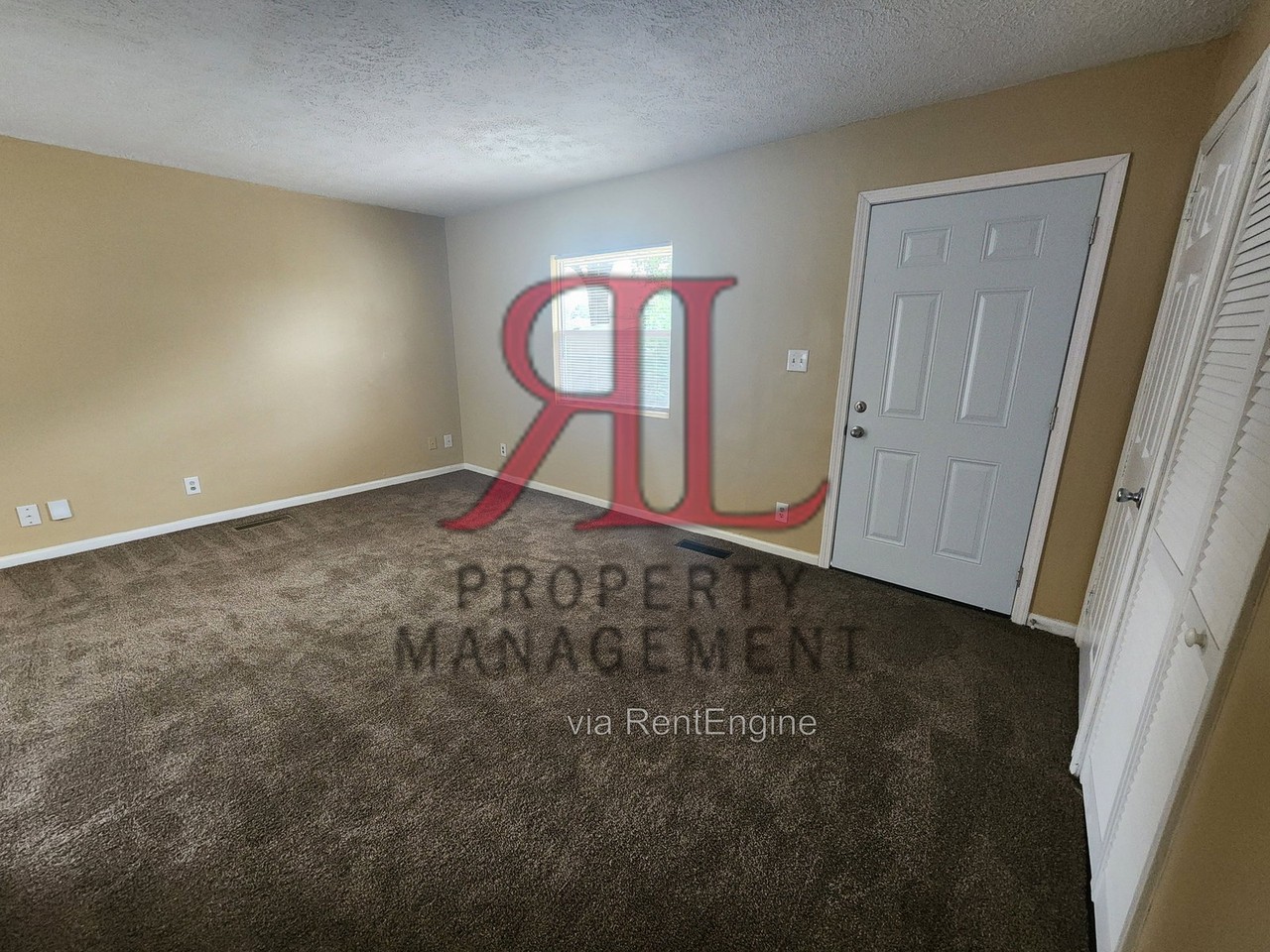 7369 Wollam Ave - Photo 3 of 35