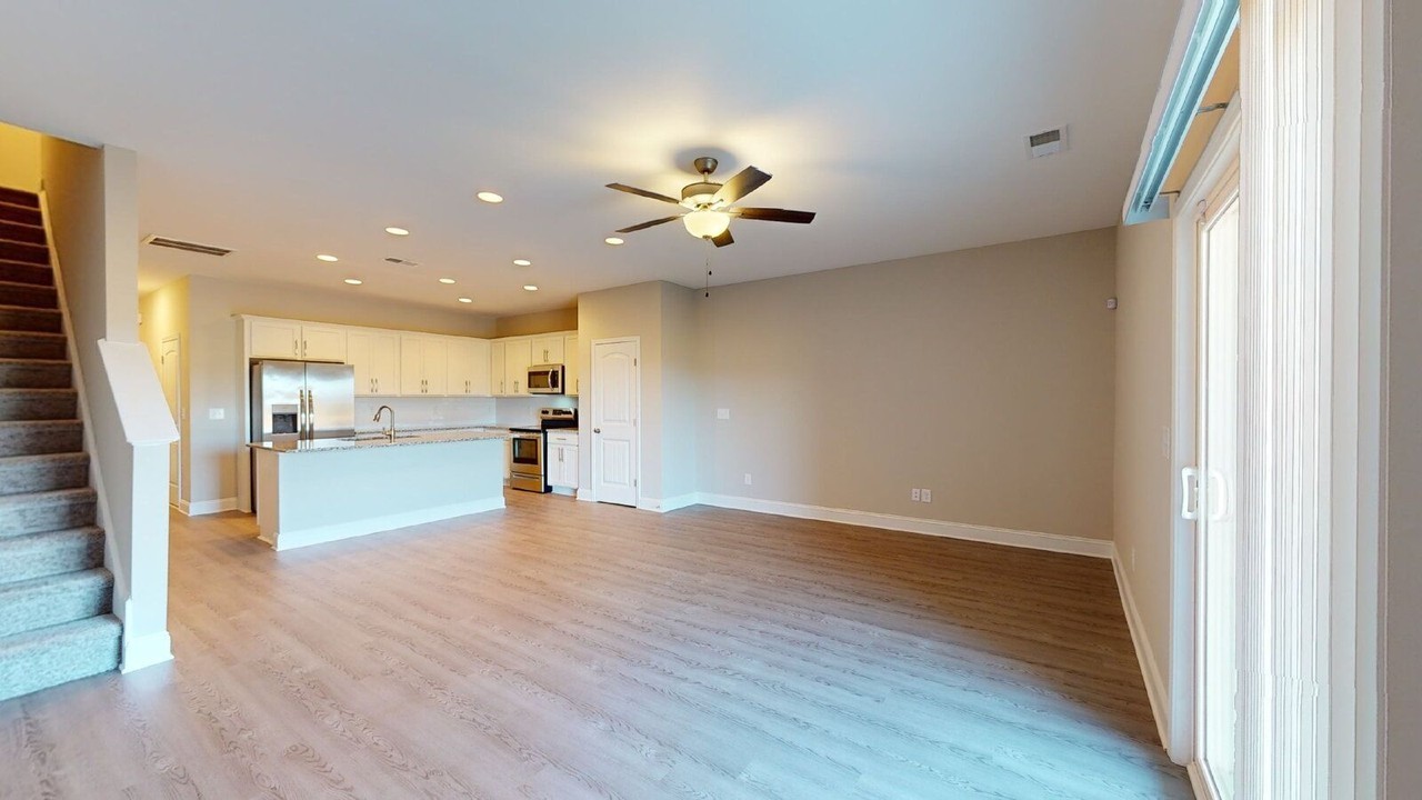 2679 Virginia Mae Ln - Photo 4 of 27
