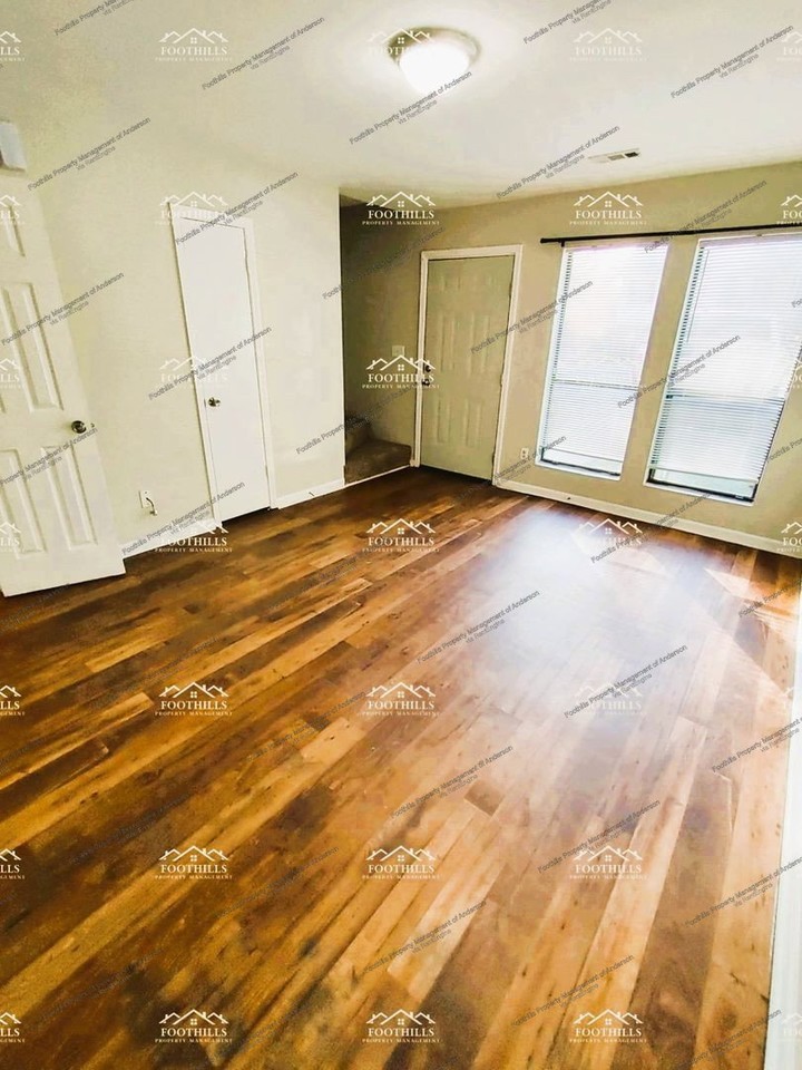 104 Woodland Dr #J - Photo 2 of 15