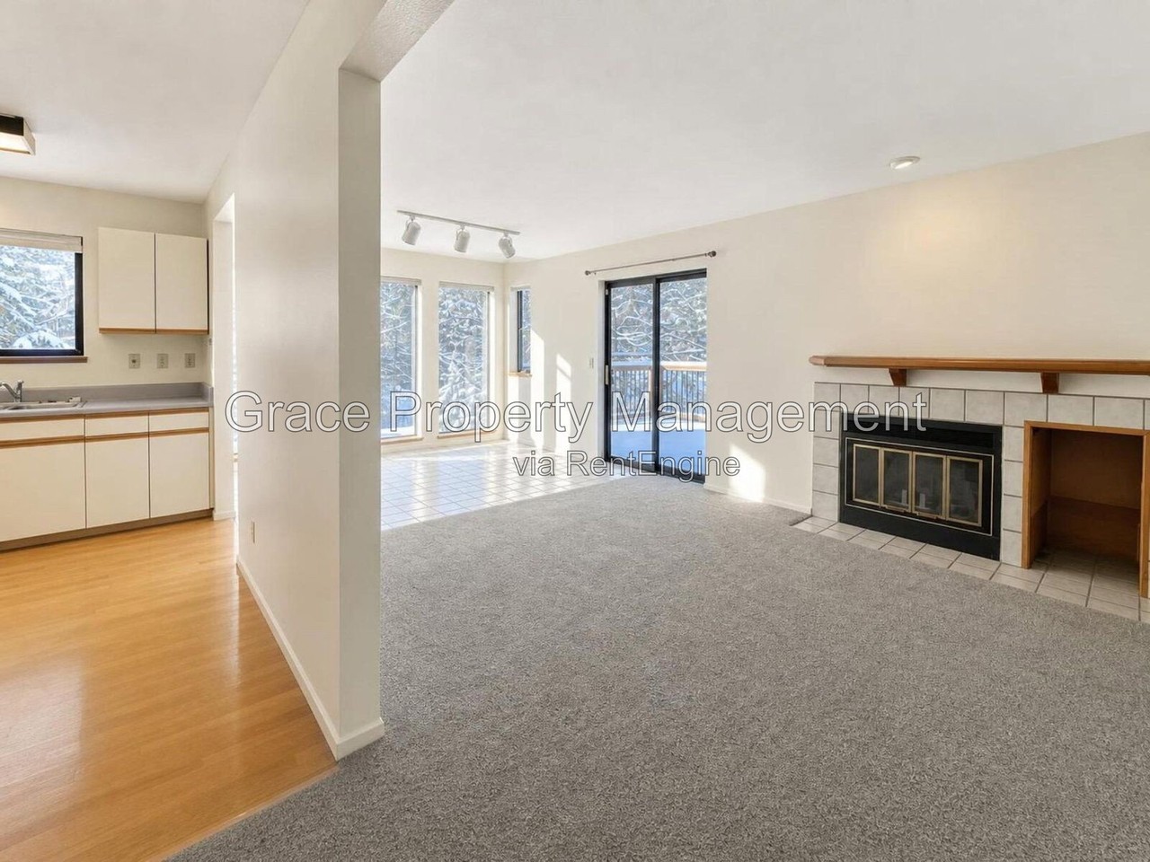 105 Huron Ct - Photo 3 of 28