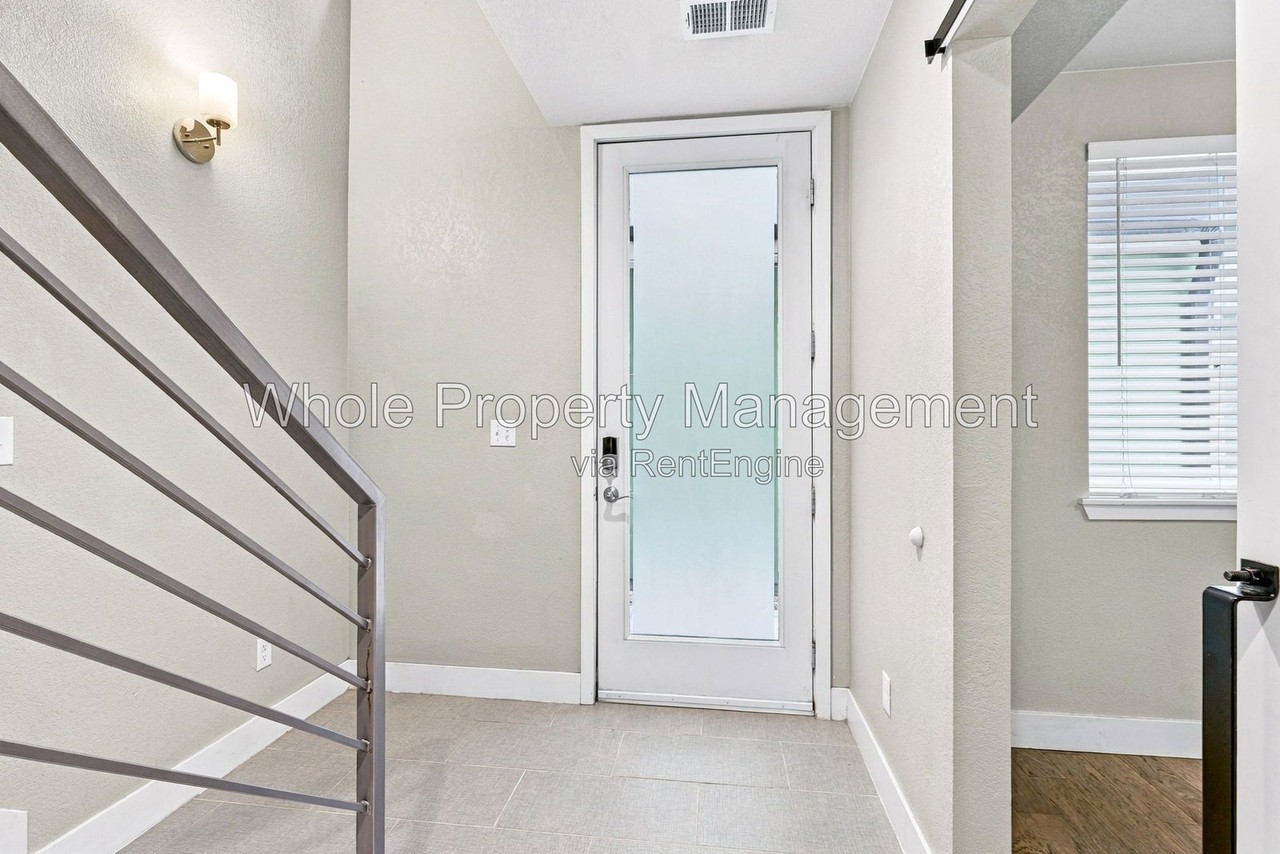 2225 Eliot St - Photo 3 of 28