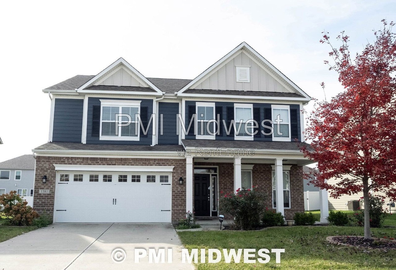 1381 Fieldcrest Ln