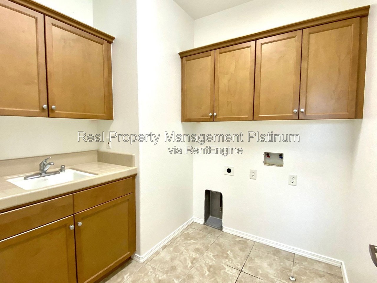 3942 Trenton Ave - Photo 7 of 22