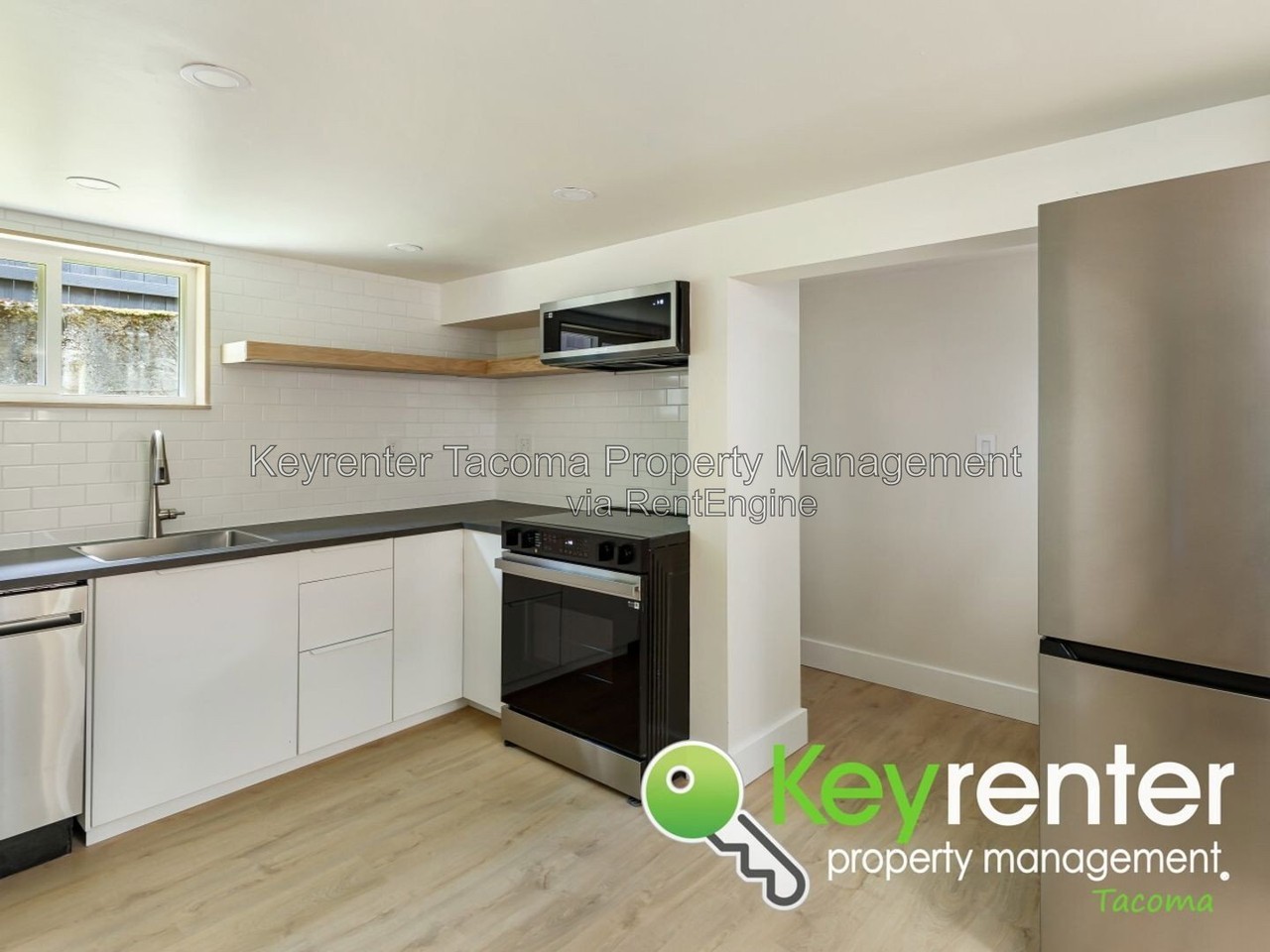 3915 N 8th St - Photo 4 of 18