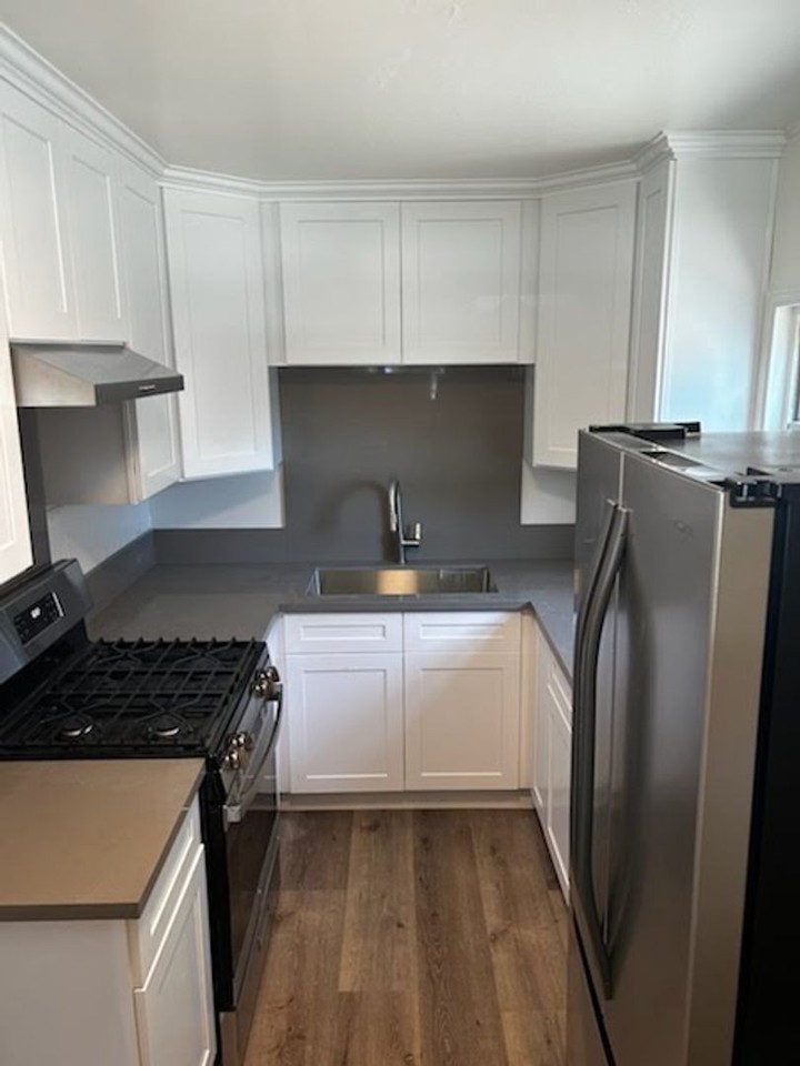2123 E Piru St - Photo 6 of 17