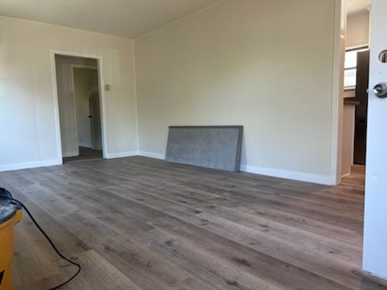 2123 E Piru St - Photo 7 of 17