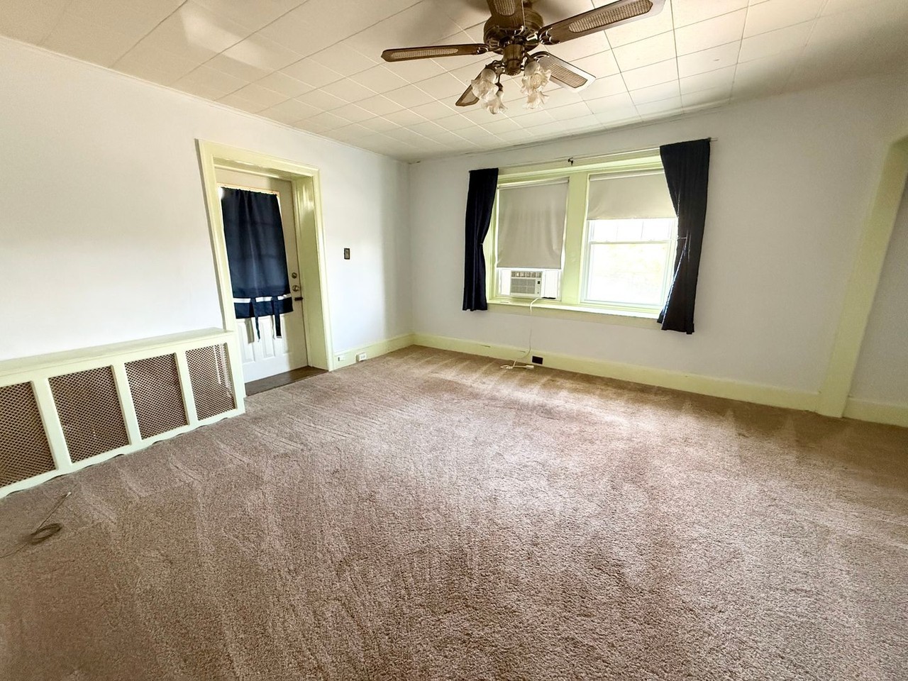710 Darby Rd #2 - Photo 4 of 26