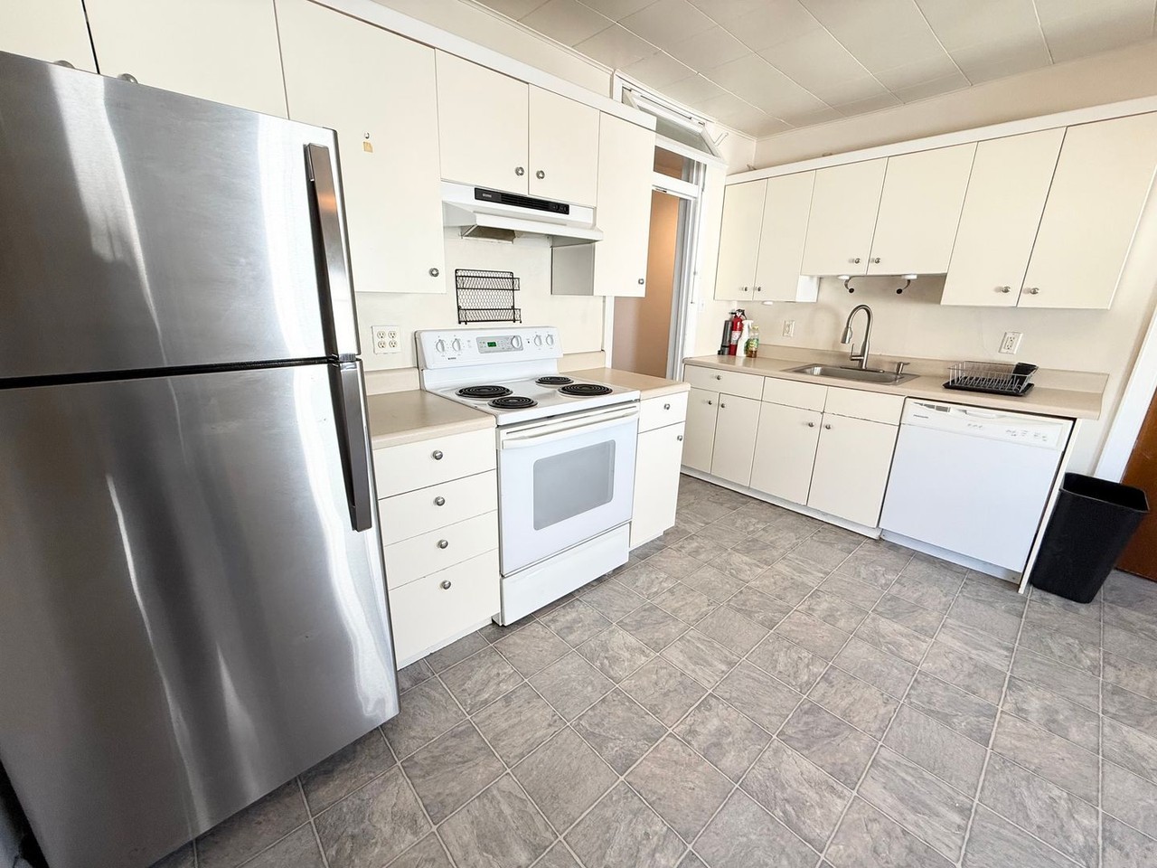 710 Darby Rd #2 - Photo 7 of 26