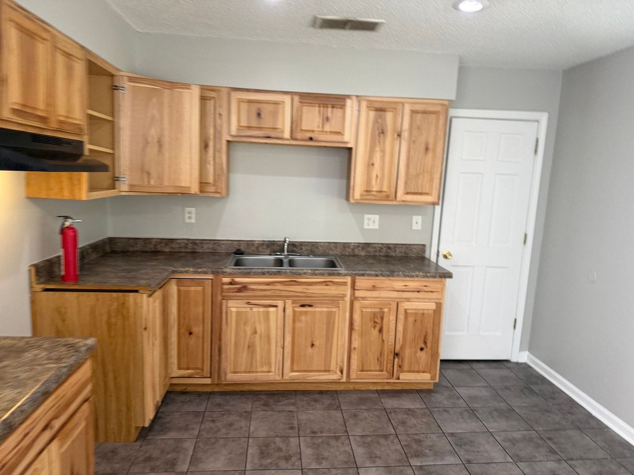 5088 Gray Dr - Photo 3 of 14