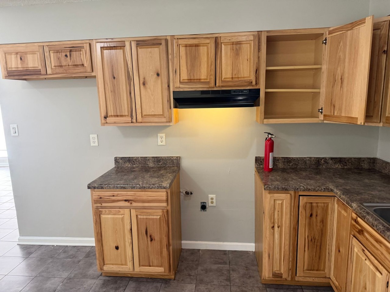 5088 Gray Dr - Photo 5 of 14