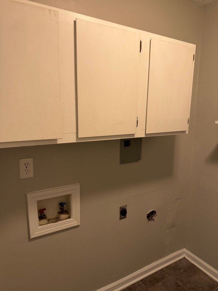 5088 Gray Dr - Photo 6 of 14