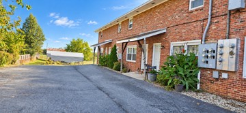 featured image of 3500 Timberlake Rd