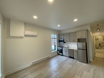 916 Clinton St - Photo 1 of 1