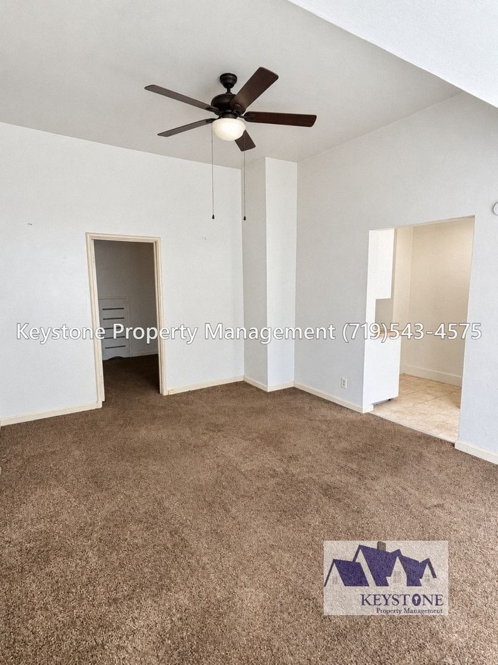 126 E Grant Ave #3 - Photo 3 of 11