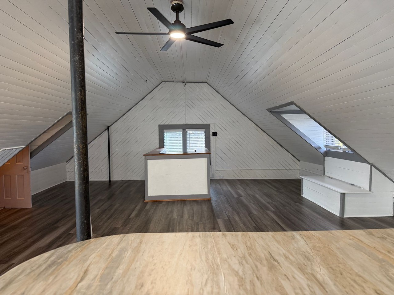 324 W Magnolia Ave #4 - Photo 4 of 14
