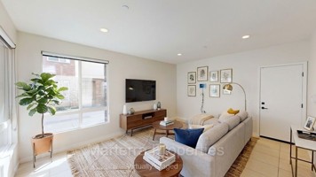 featured image of 812 Brickyard Ln