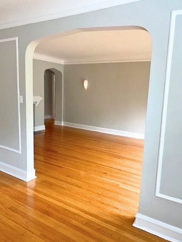 1651 W Touhy Ave #1 - Photo 5 of 11