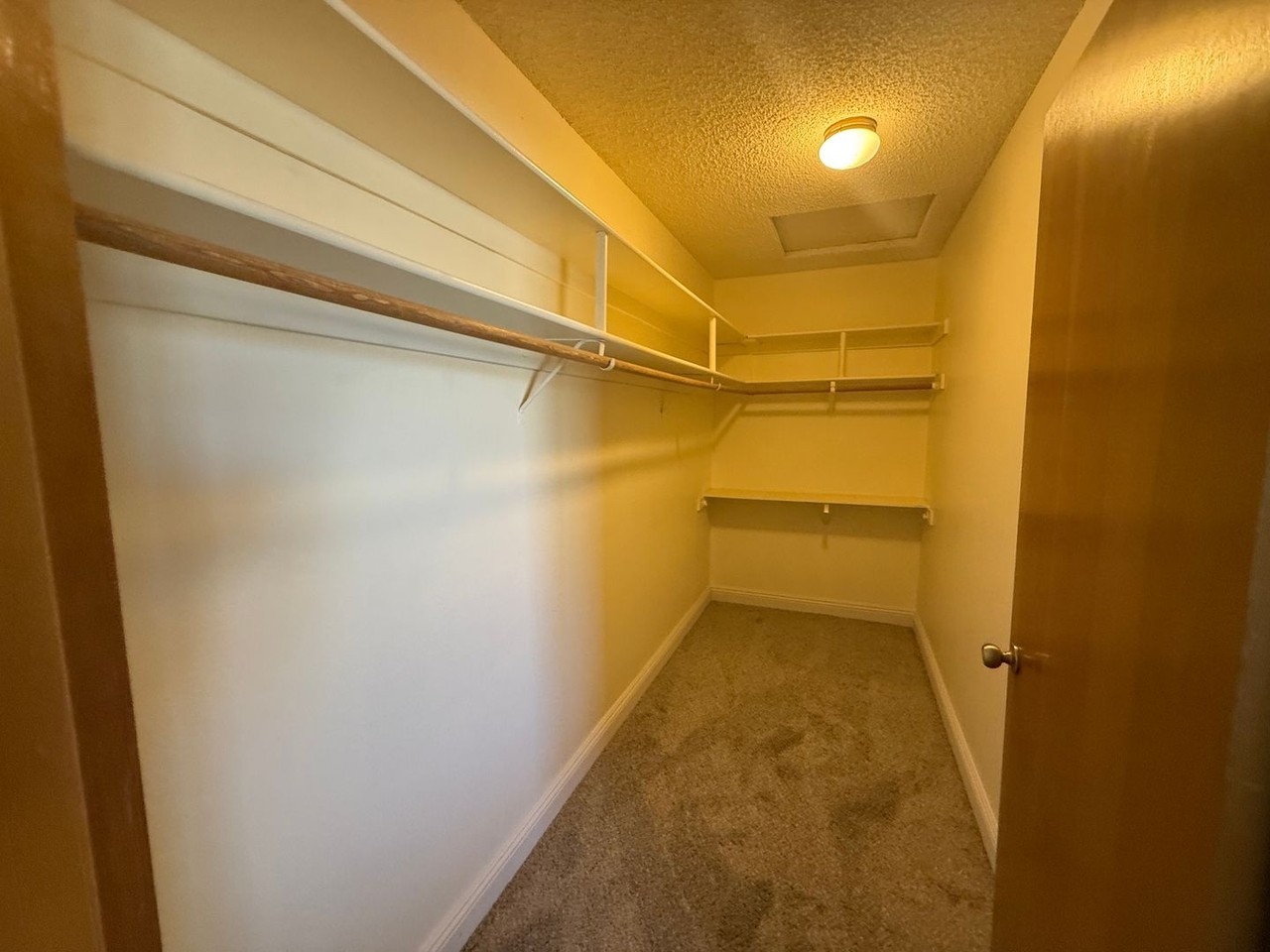 12755 Kewanna Rd - Photo 7 of 49
