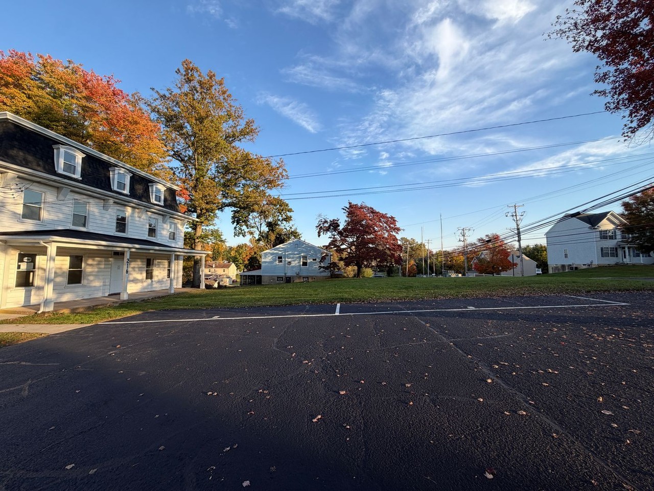 216 E Bristol Rd - Photo 3 of 24
