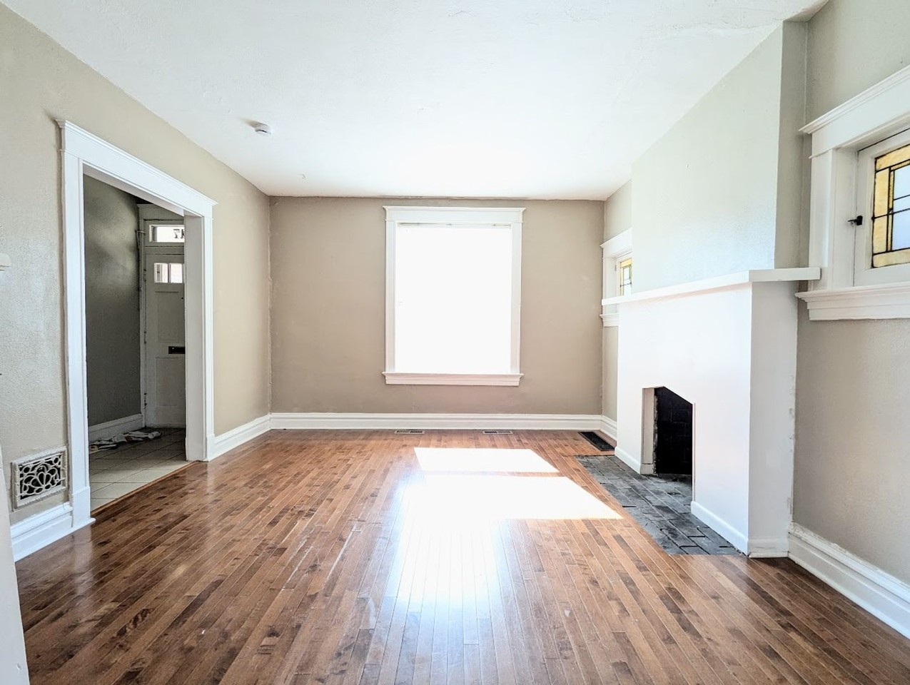3317 3317 Humphrey  - 1FL #1FL - Photo 2 of 14