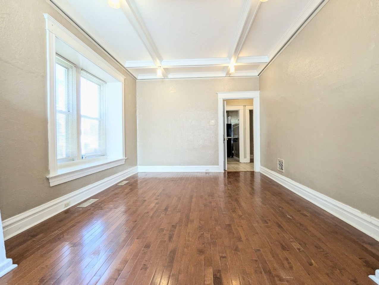 3317 3317 Humphrey  - 1FL #1FL - Photo 3 of 14