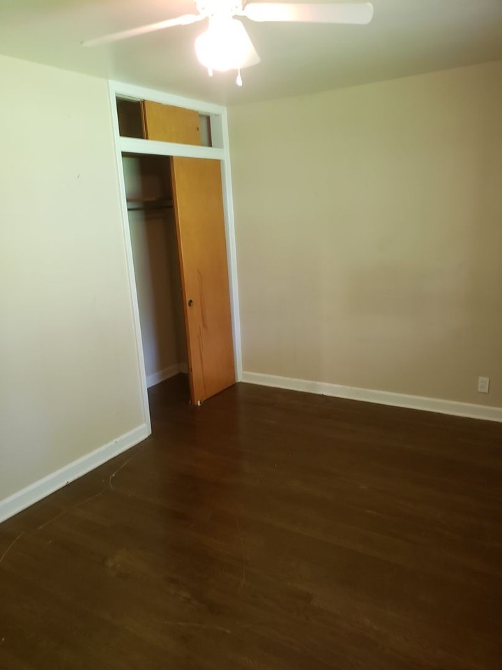 9940 Hayward Dr - Photo 6 of 11