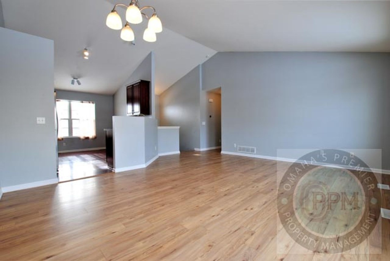 19350 Laci St - Photo 2 of 12