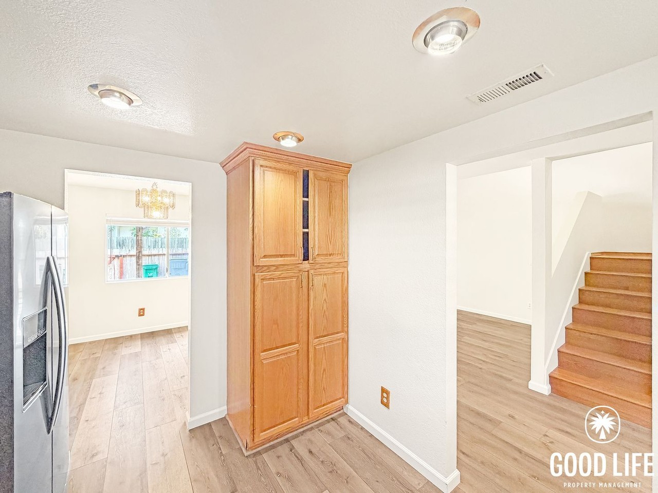 1496 Chaparral Way - Photo 4 of 23