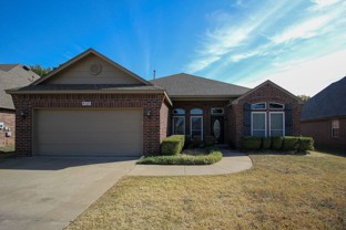 4121 N Pine Ave - Photo 1 of 1
