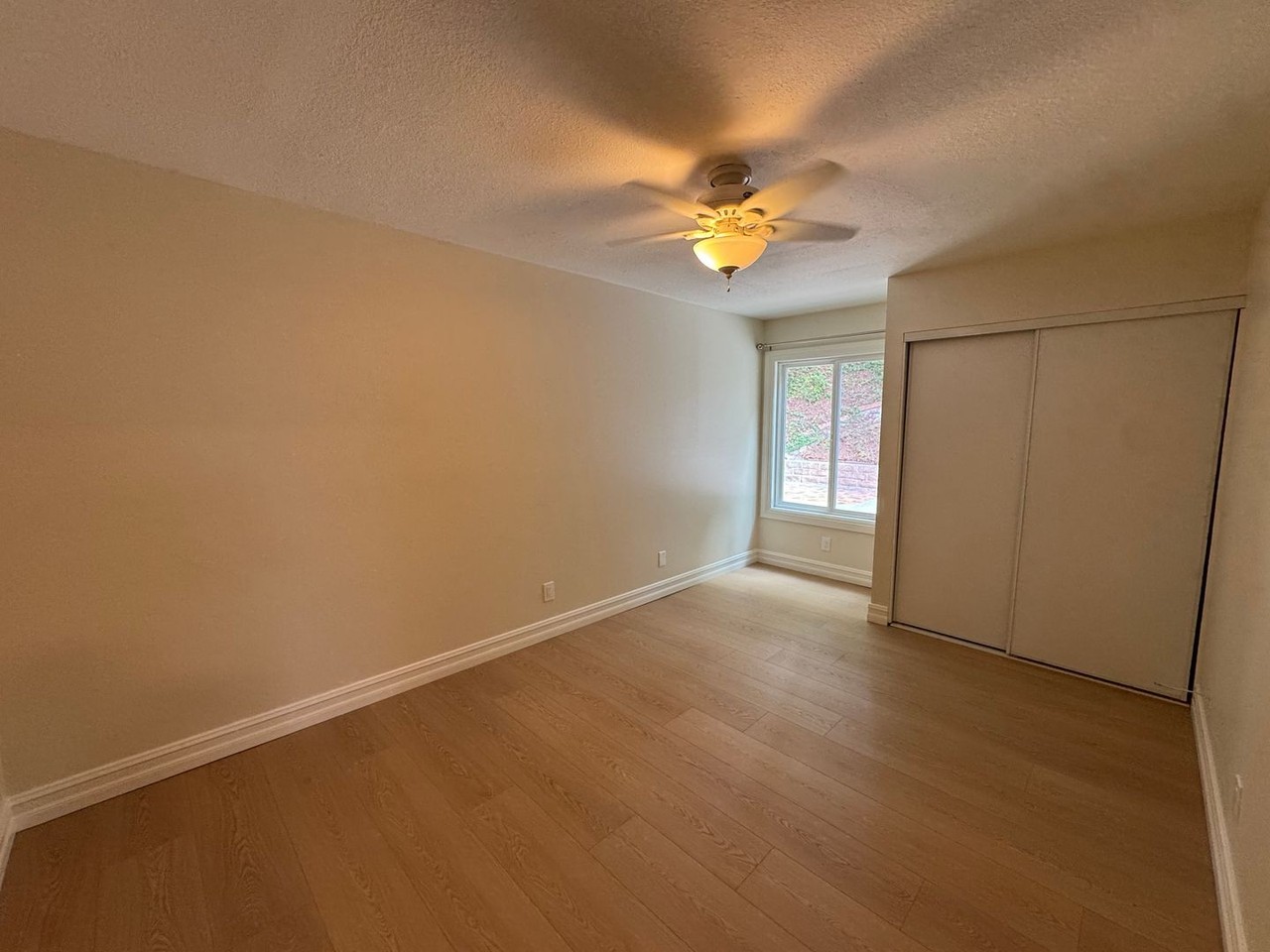 1545 Burning Tree Dr - Photo 5 of 17