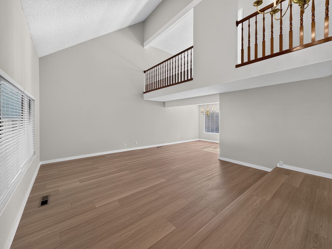 3357 Worth Ct - Photo 3 of 50