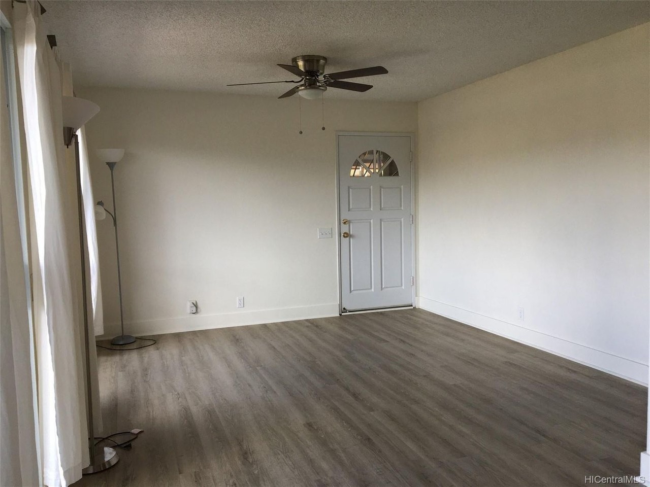 91-1169 Puamaeole St #23B - Photo 6 of 10
