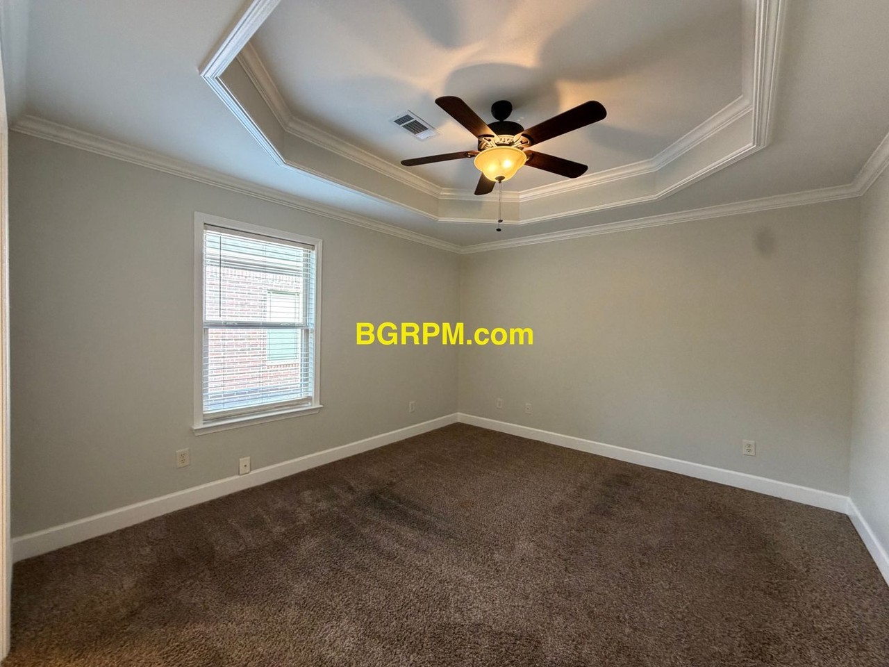1905 Airborn Dr - Photo 5 of 11
